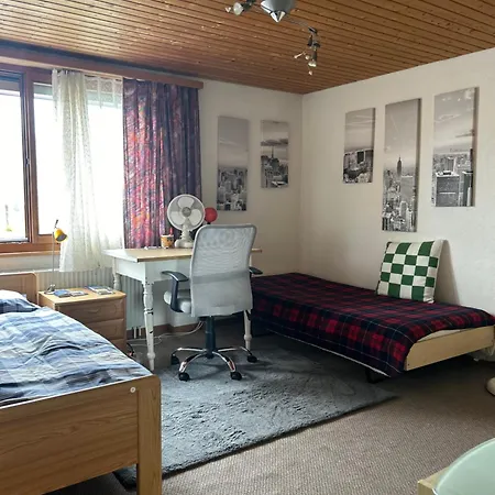 Apartment Quarto Privado So Para Mulheres Em Einigen - Spiez
